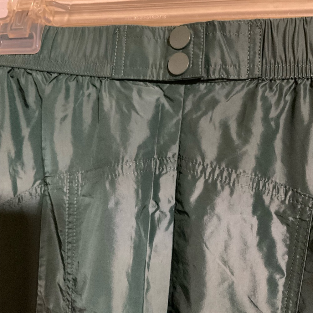 Fabletics Lightweight Deep Green Cargo Jogger Pan… - image 4